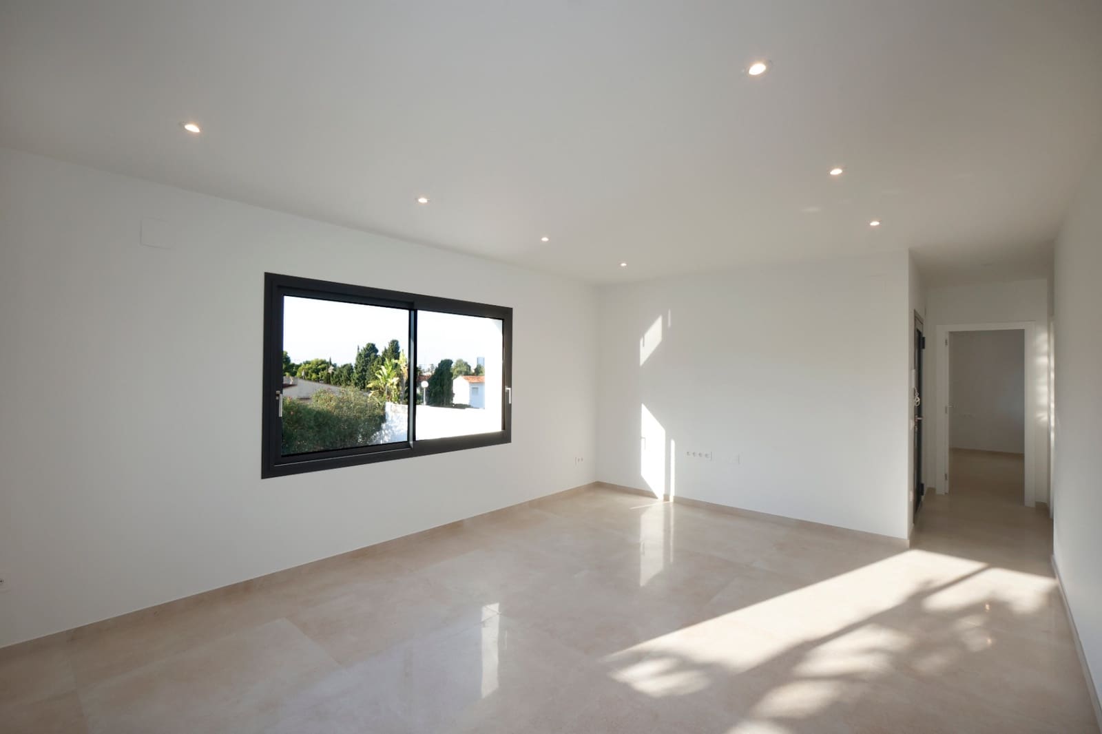 4 sovrum Villa till salu i Calpe / Calp med pool garage - 840 000 € (Ref: 9589304)