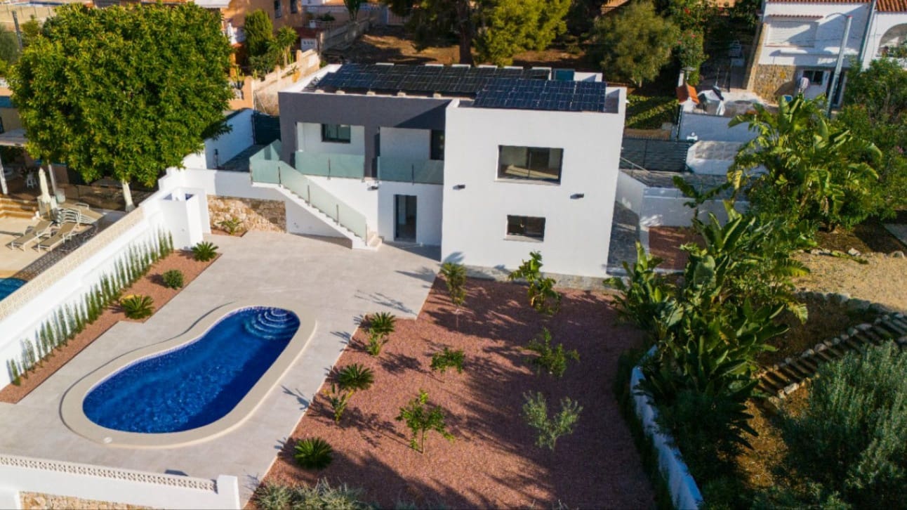 4 sovrum Villa till salu i Calpe / Calp med pool garage - 840 000 € (Ref: 9589304)