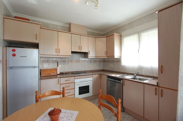 3 makuuhuone Huvila myytävänä paikassa Calpe / Calp mukana uima-altaan - 650 000 € (Ref: 9589305)