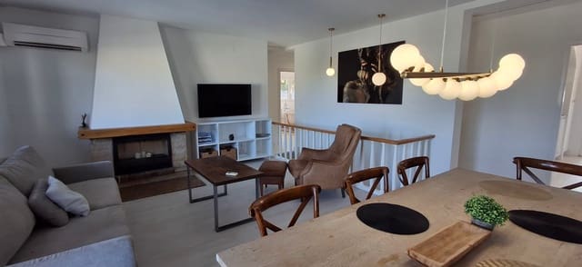 5 makuuhuone Huvila myytävänä paikassa Calpe / Calp mukana uima-altaan - 749 000 € (Ref: 9589307)