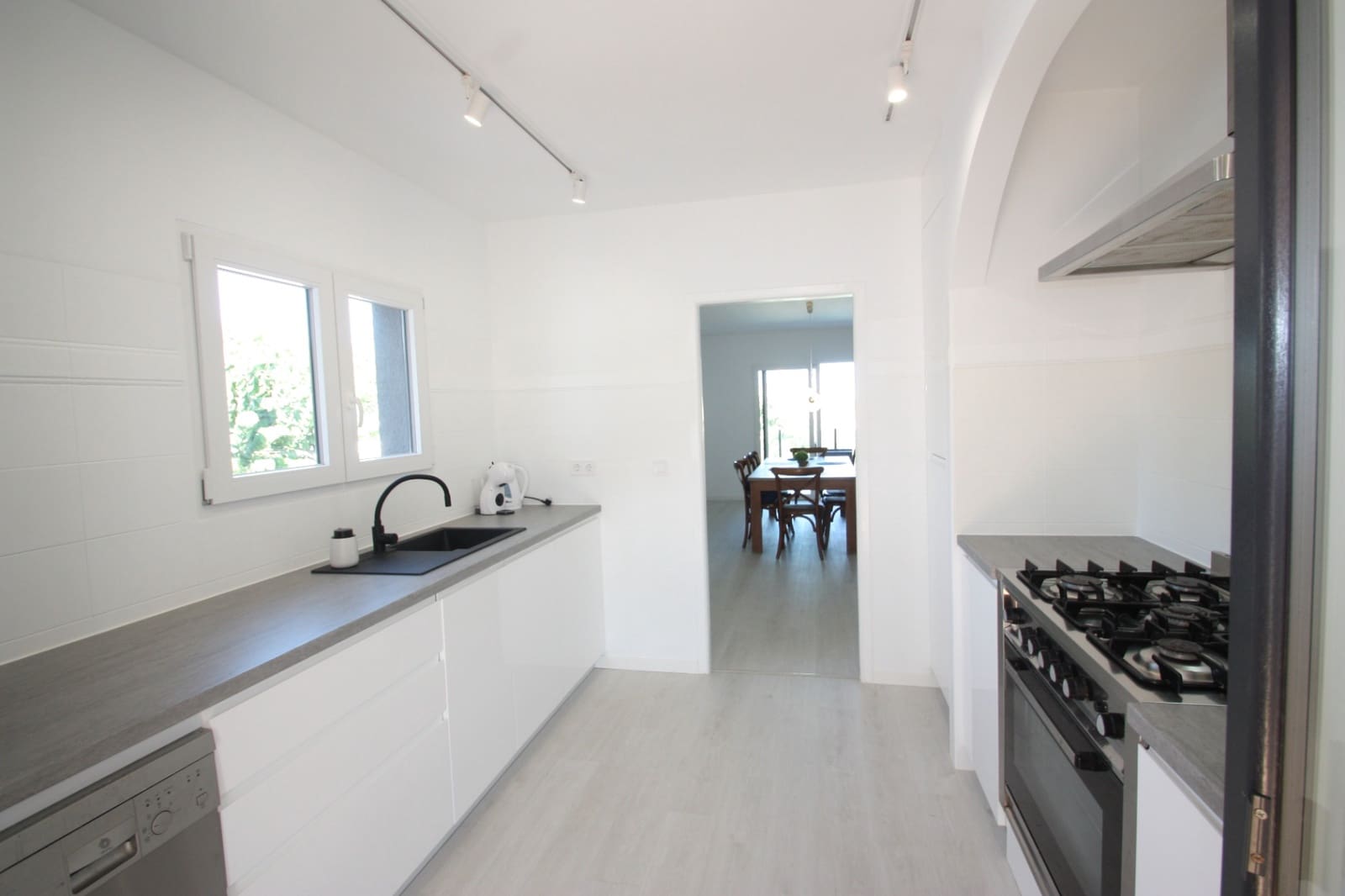 5 soverom Villa til salgs i Calpe / Calp med svømmebasseng garasje - € 749 000 (Ref: 9589307)