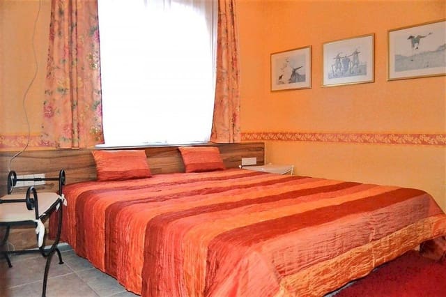 5 makuuhuone Huvila myytävänä paikassa Calpe / Calp mukana uima-altaan - 895 000 € (Ref: 9589314)