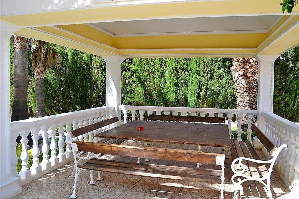 5 soverom Villa til salgs i Calpe / Calp med svømmebasseng garasje - € 895 000 (Ref: 9589314)