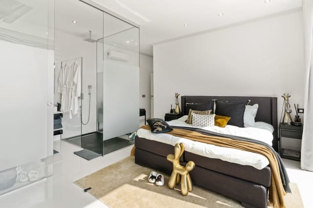 5 slaapkamer Villa te koop in Benissa met zwembad garage - € 3.500.000 (Ref: 9589317)