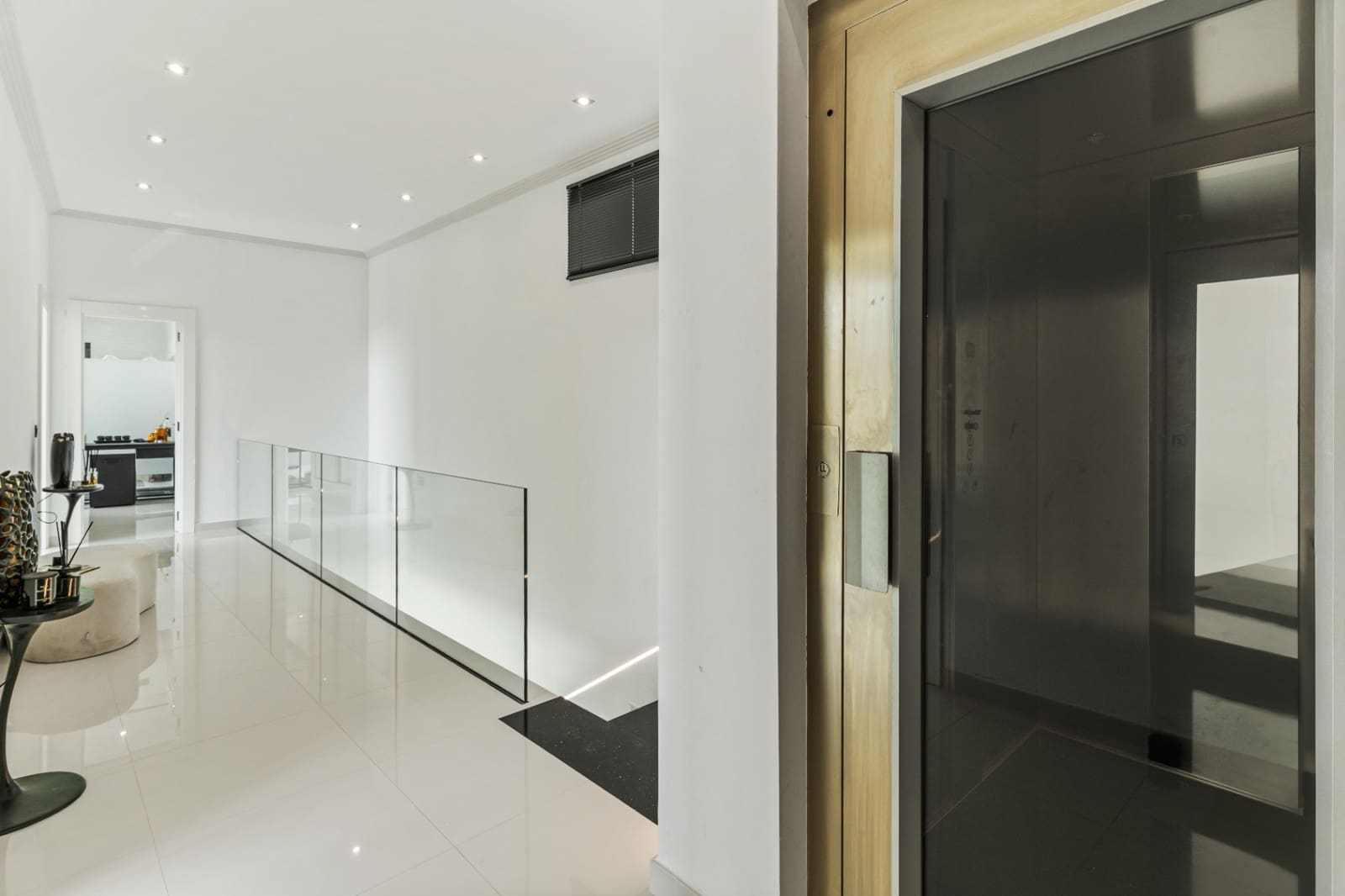 5 slaapkamer Villa te koop in Benissa met zwembad garage - € 3.500.000 (Ref: 9589317)