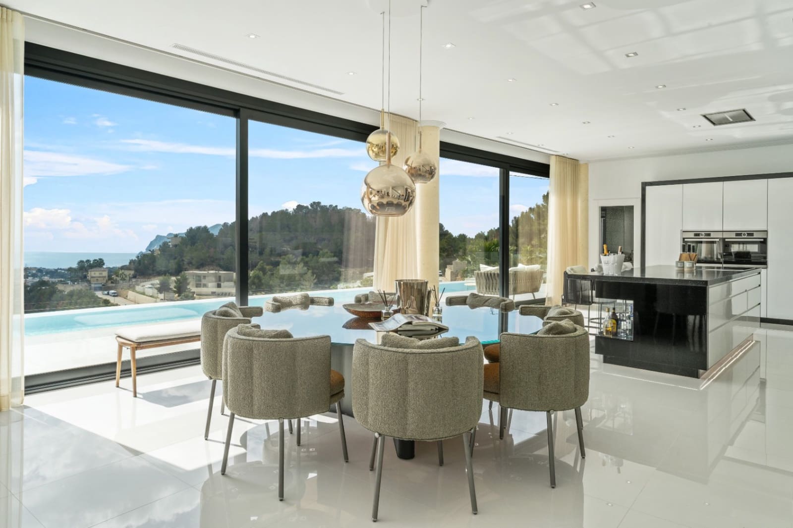 5 slaapkamer Villa te koop in Benissa met zwembad garage - € 3.500.000 (Ref: 9589317)