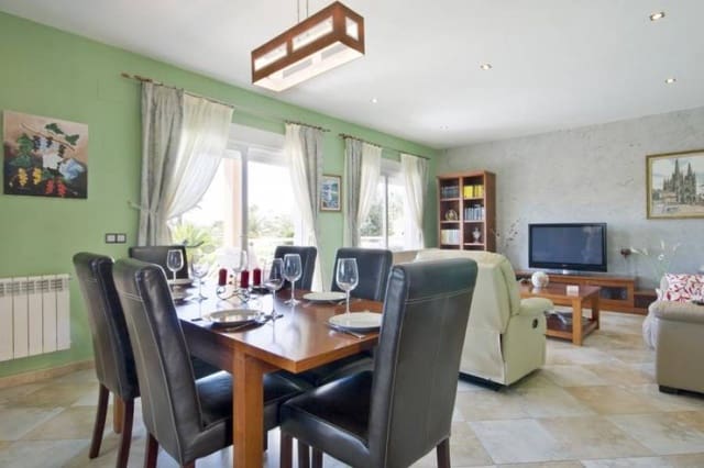 4 makuuhuone Huvila myytävänä paikassa Calpe / Calp mukana uima-altaan - 680 000 € (Ref: 9589319)