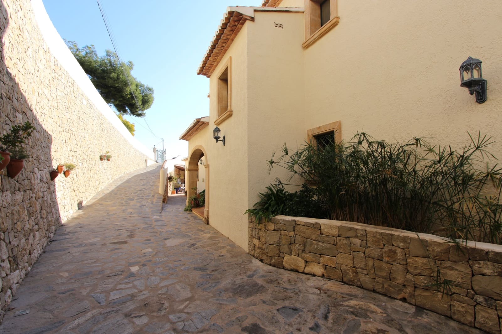 5 chambre Villa/Maison à vendre à Benissa avec piscine garage - 2 200 000 € (Ref: 9589321)