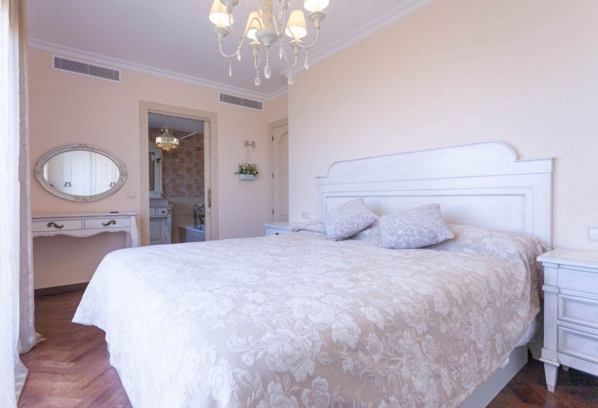 5 bedroom Villa for sale in Benissa with pool garage - € 3,130,000 (Ref: 9589322)