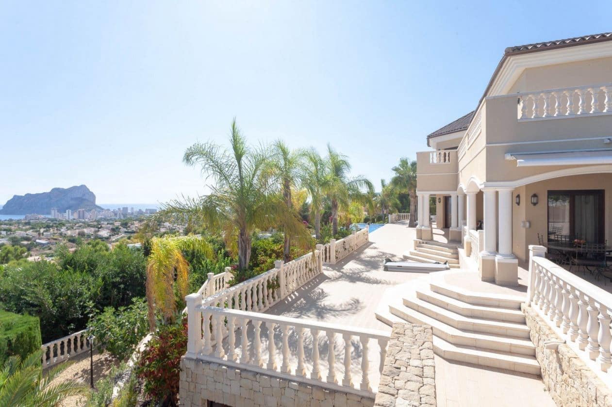 5 bedroom Villa for sale in Benissa with pool garage - € 3,130,000 (Ref: 9589322)