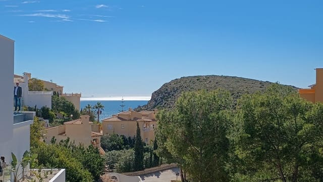 Chalet de 4 habitaciones en Benitachell / Benitatxell en venta con piscina - 1.300.000 € (Ref: 9639261)