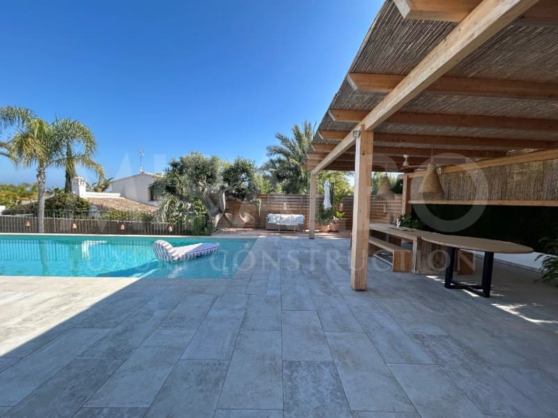 4 slaapkamer Villa te koop in Javea / Xabia - € 1.500.000 (Ref: 9644562)