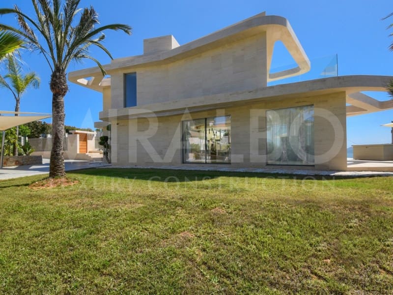 Chalet de 4 habitaciones en Javea / Xàbia en venta - 4.970.000 € (Ref: 9661619)