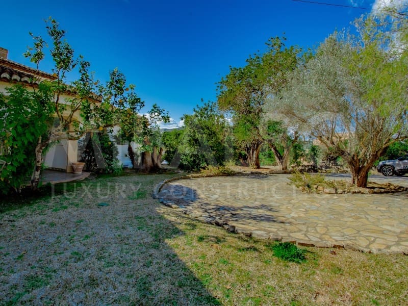 4 makuuhuone Huvila myytävänä paikassa Javea / Xabia mukana 
autotalli - 1 840 000 € (Ref: 9666110)