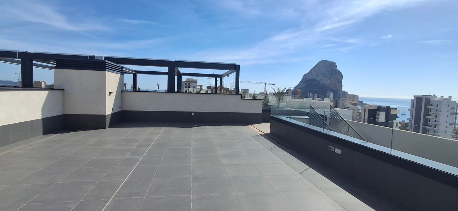 2 bedroom Penthouse for sale in Calpe / Calp with pool garage - € 549,000 (Ref: 9670115)
