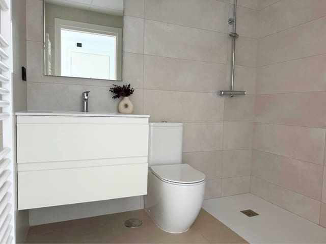 2 bedroom Penthouse for sale in Playa Arenal - Bol, Calpe / Calp with pool - € 539,000 (Ref: 9670116)