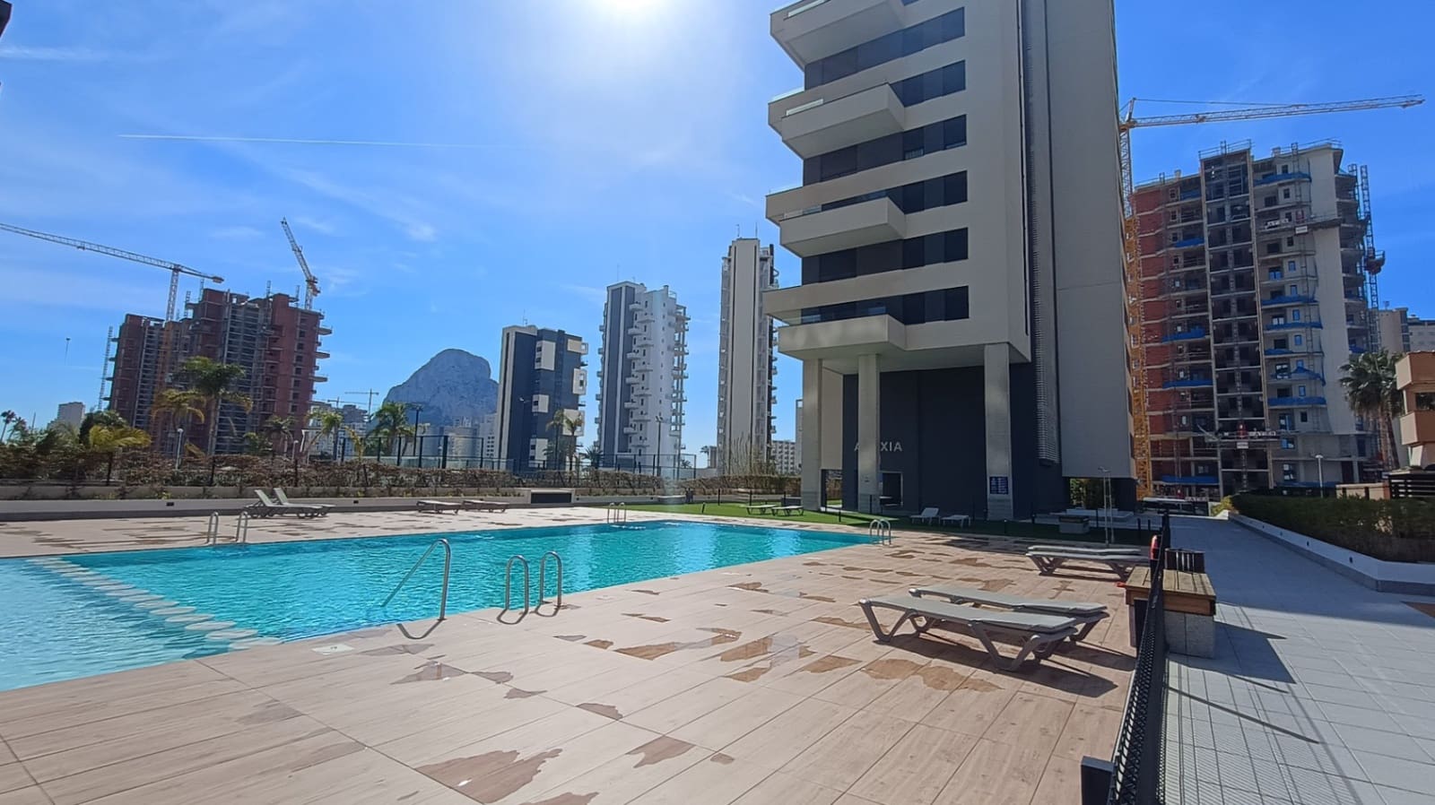 2 bedroom Penthouse for sale in Calpe / Calp with pool garage - € 539,000 (Ref: 9670116)