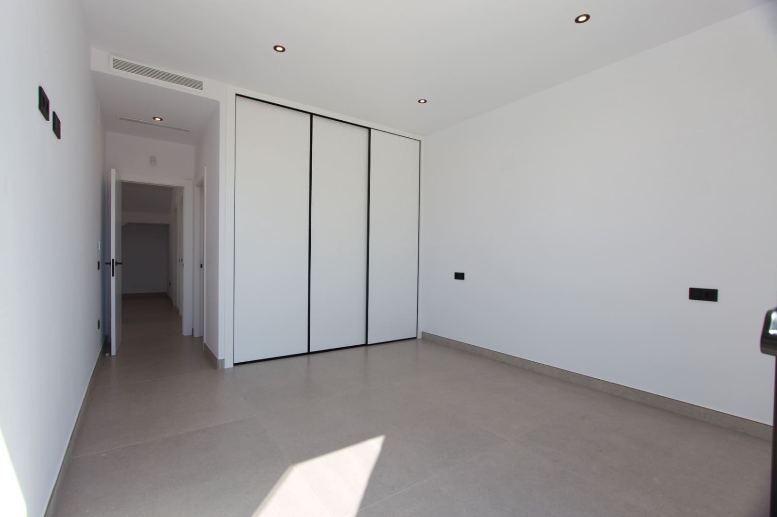 3 sovrum Villa till salu i Calpe / Calp med pool garage - 1 135 000 € (Ref: 9679571)