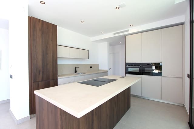 3 bedroom Villa for sale in Calpe / Calp with pool garage - € 1,135,000 (Ref: 9679571)