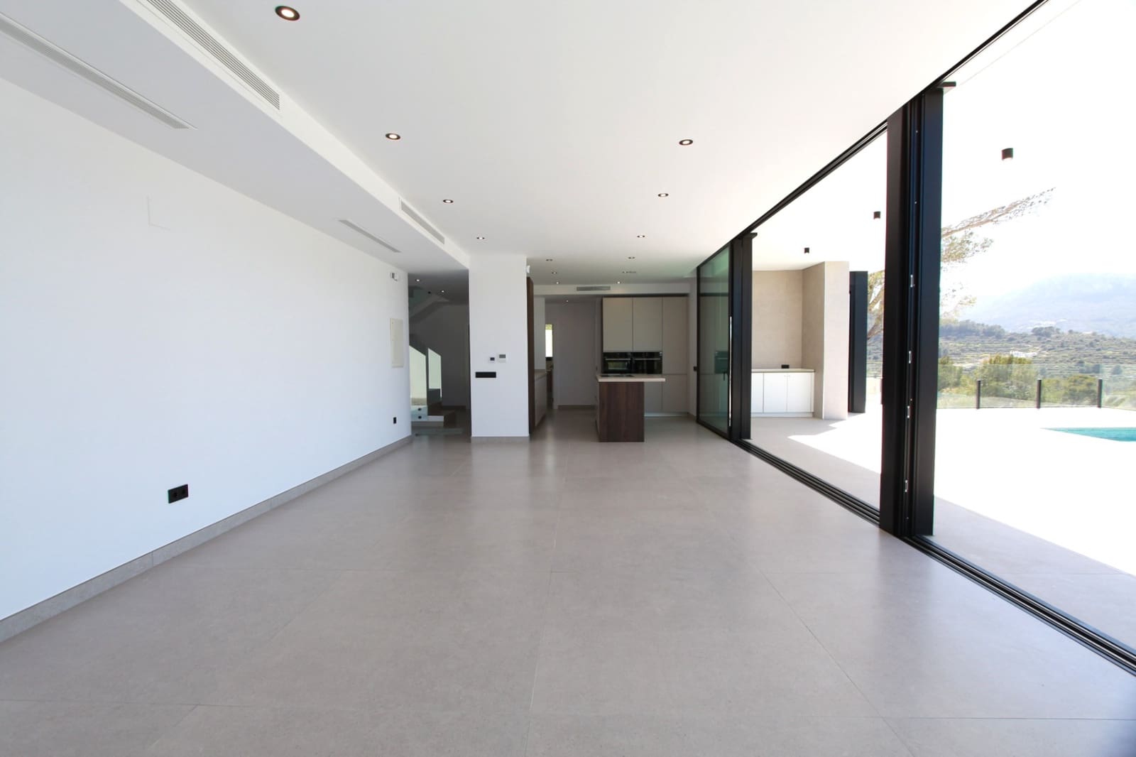 3 sovrum Villa till salu i Calpe / Calp med pool garage - 1 135 000 € (Ref: 9679571)