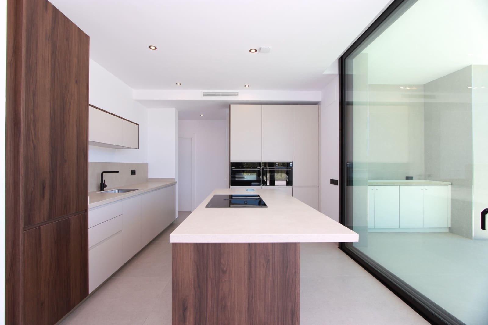 3 sovrum Villa till salu i Calpe / Calp med pool garage - 1 135 000 € (Ref: 9679571)