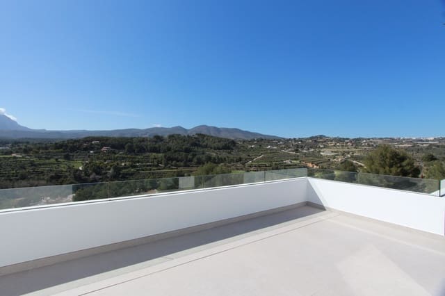 3 bedroom Villa for sale in Calpe / Calp with pool garage - € 1,135,000 (Ref: 9679571)