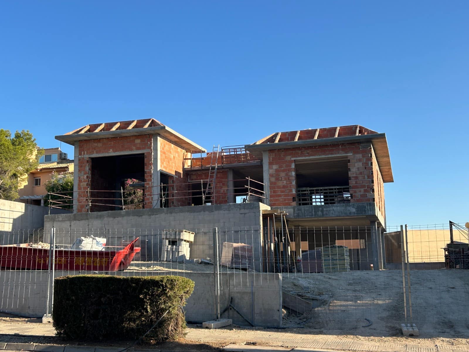 4 quarto Moradia para venda em Altorreal com piscina garagem - 1 695 000 € (Ref: 9691505)