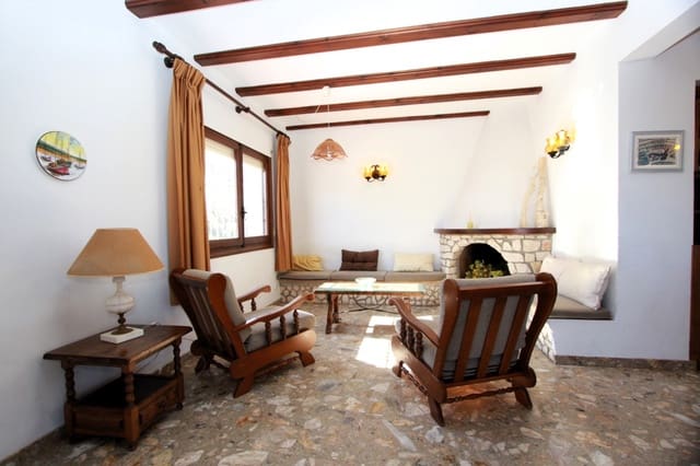 6 soveværelse Villa til salg i Benissa med swimmingpool garage - € 890.000 (Ref: 9751667)