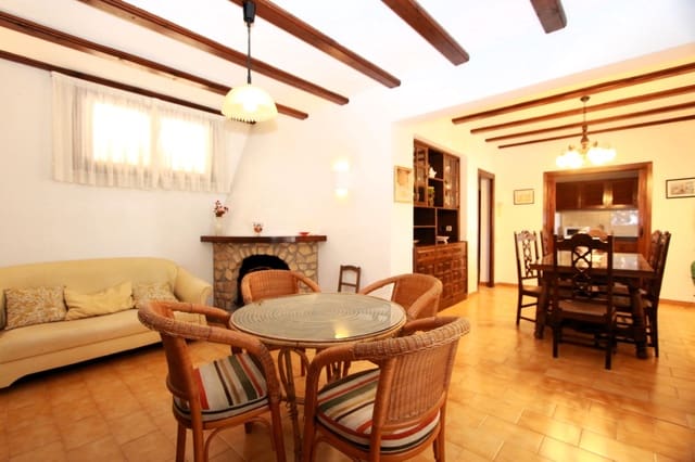 6 soveværelse Villa til salg i Benissa med swimmingpool garage - € 890.000 (Ref: 9751667)