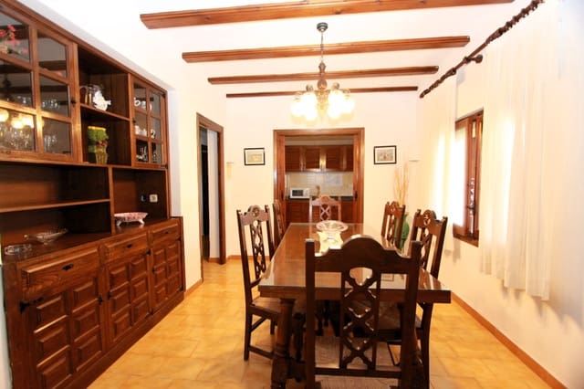 6 soveværelse Villa til salg i Benissa med swimmingpool garage - € 890.000 (Ref: 9751667)