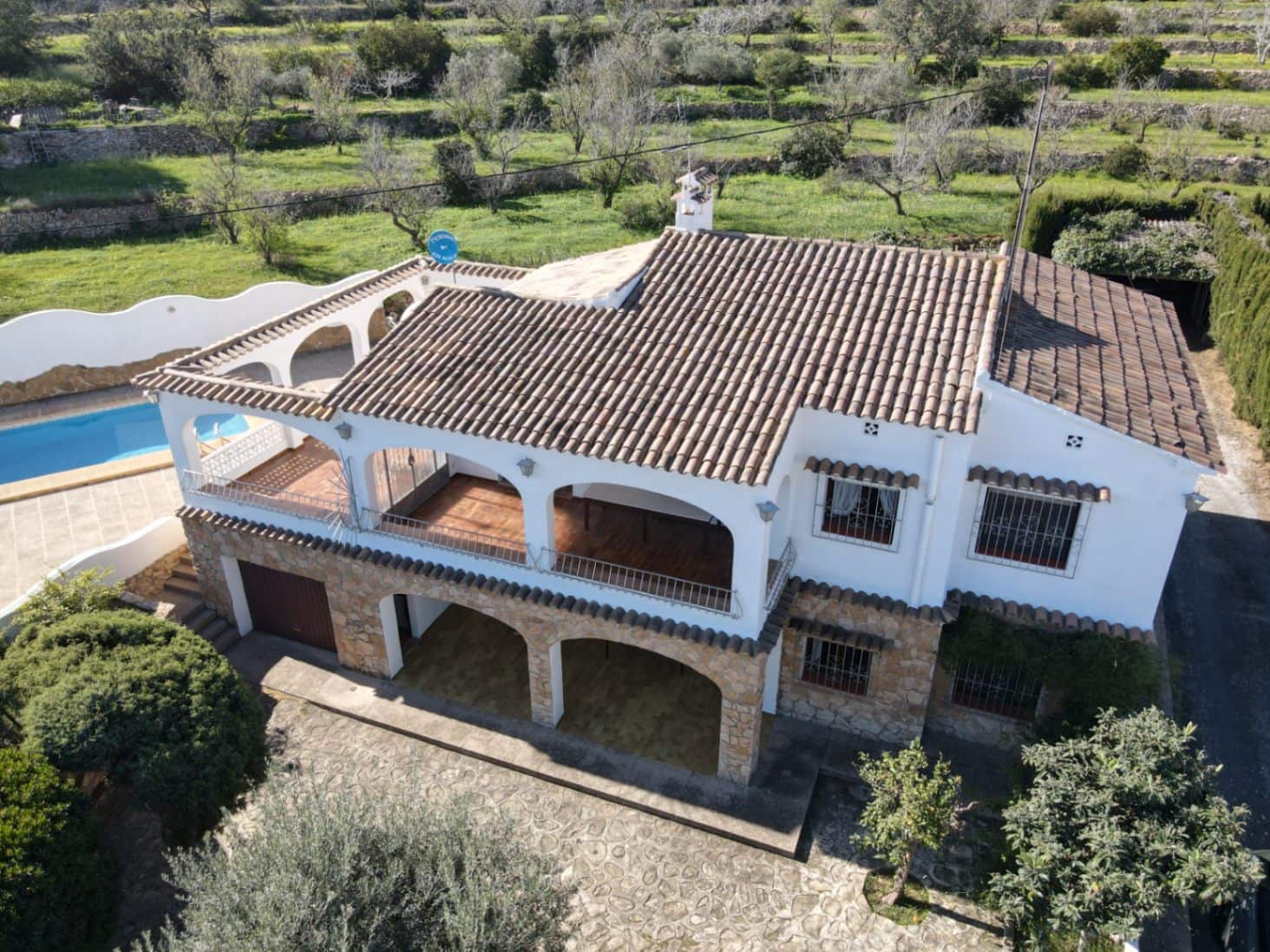 6 soveværelse Villa til salg i Benissa med swimmingpool garage - € 890.000 (Ref: 9751667)