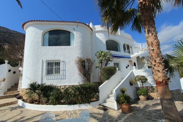 3 quarto Moradia para venda em Calpe / Calp com piscina garagem - 645 000 € (Ref: 9751668)