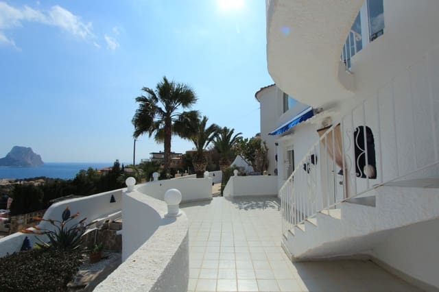 3 quarto Moradia para venda em Calpe / Calp com piscina garagem - 645 000 € (Ref: 9751668)