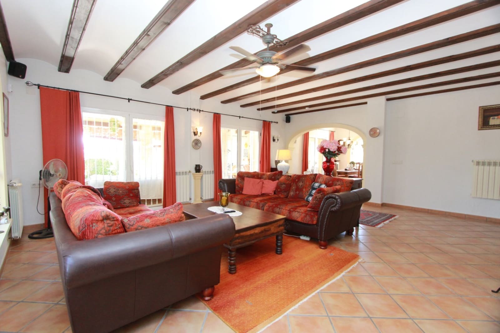 4 soverom Villa til salgs i Calpe / Calp med svømmebasseng garasje - € 1 190 000 (Ref: 9751671)