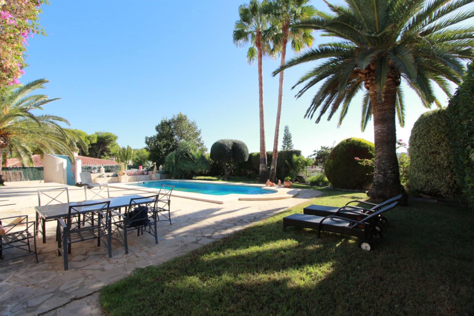 4 soverom Villa til salgs i Calpe / Calp med svømmebasseng garasje - € 1 190 000 (Ref: 9751671)