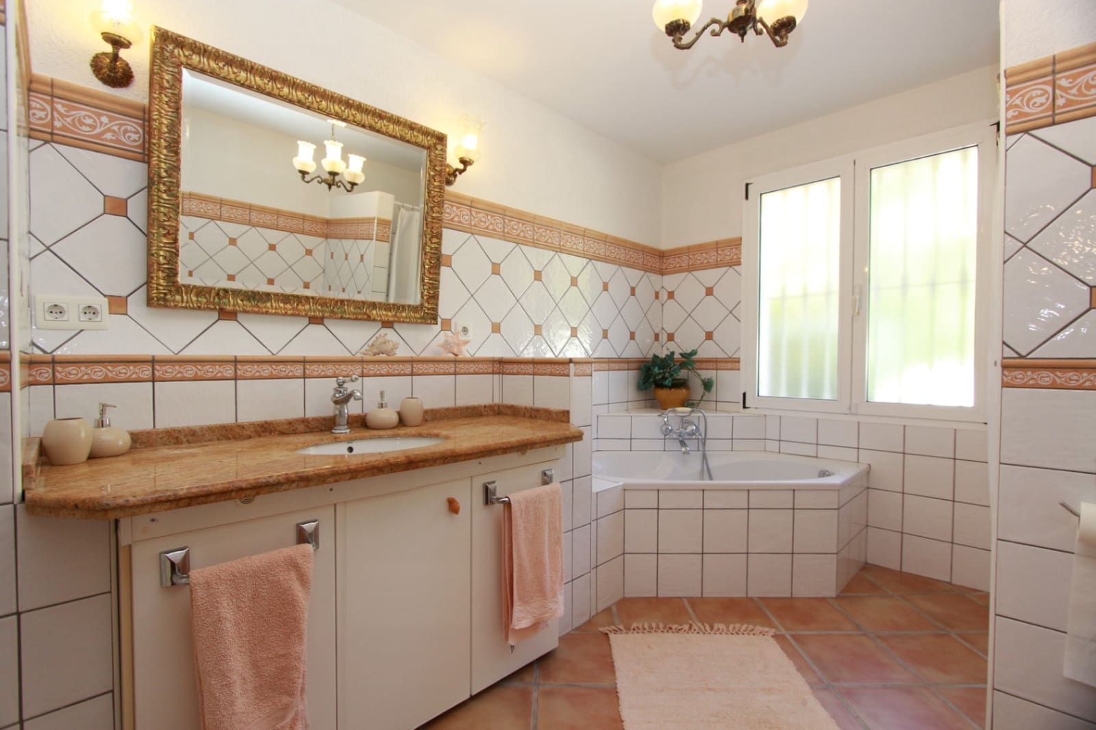 4 soverom Villa til salgs i Calpe / Calp med svømmebasseng garasje - € 1 190 000 (Ref: 9751671)