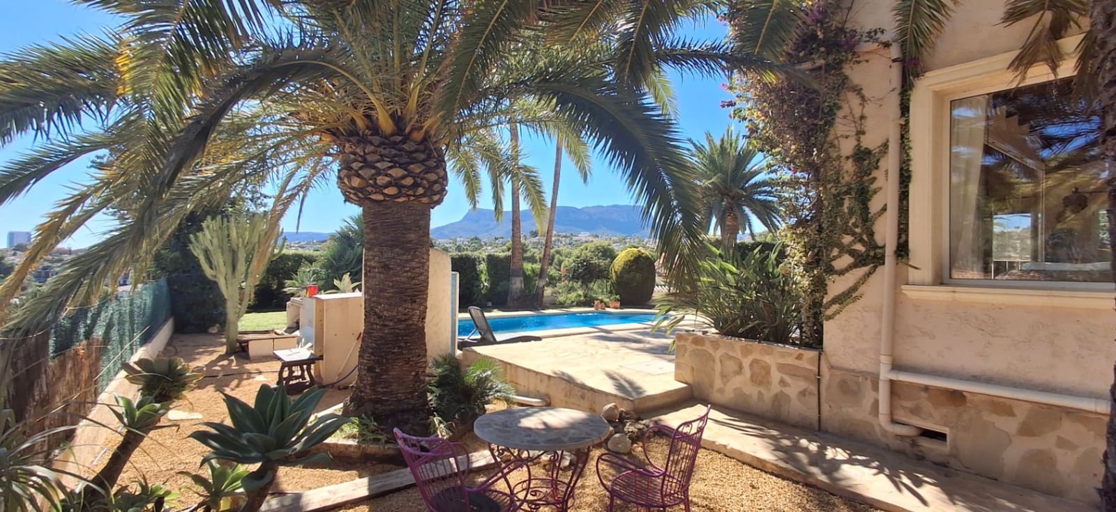 4 soverom Villa til salgs i Calpe / Calp med svømmebasseng garasje - € 1 190 000 (Ref: 9751671)