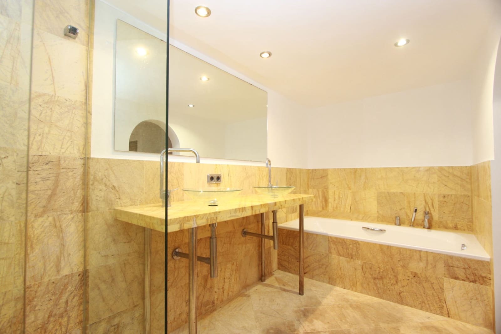 6 sovrum Villa till salu i Benissa med pool garage - 1 050 000 € (Ref: 9751673)