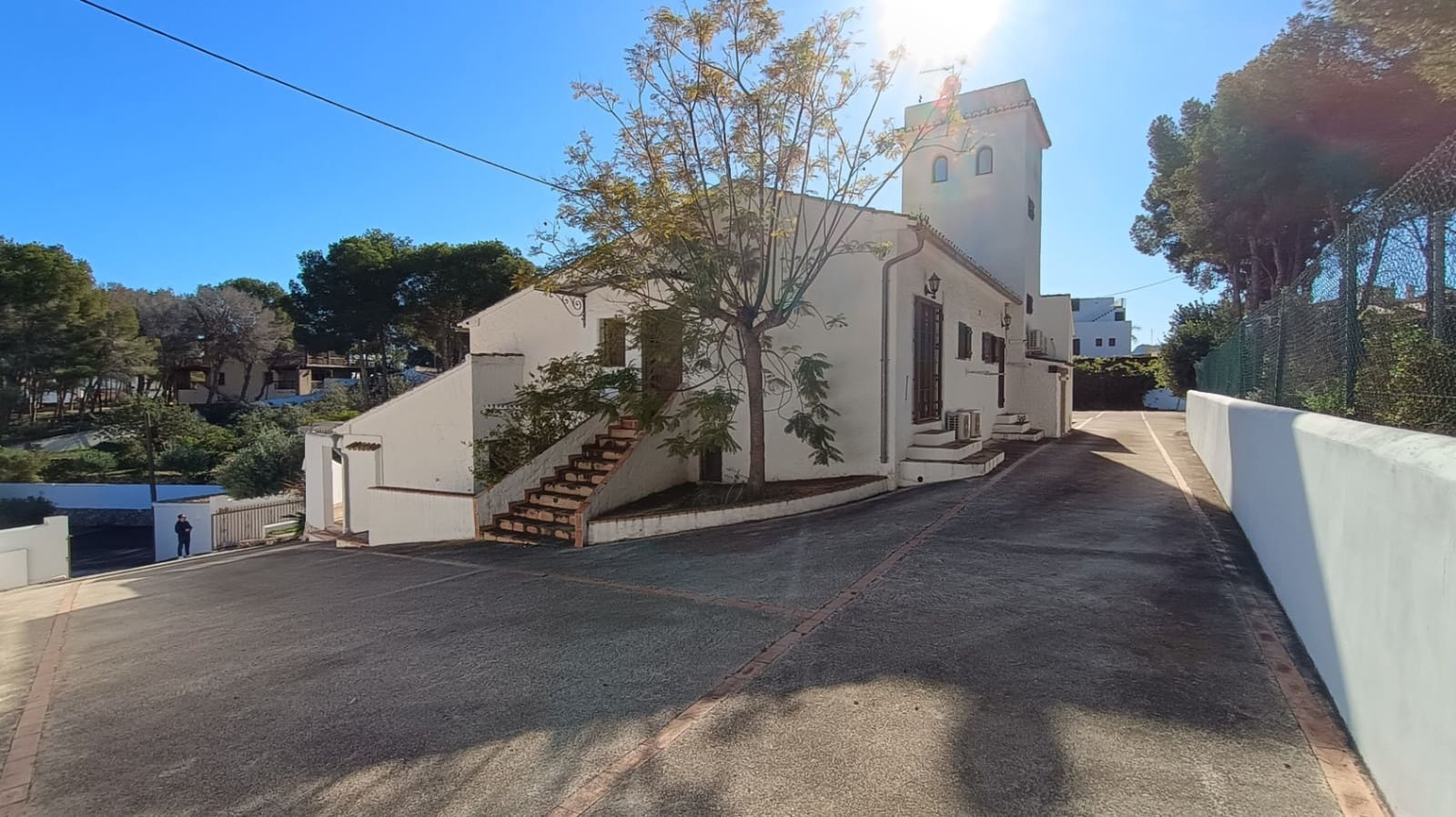 6 sovrum Villa till salu i Benissa med pool garage - 1 050 000 € (Ref: 9751673)