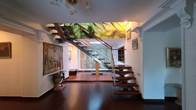 4 sypialnia Willa na sprzedaż w Dénia z basenem garażem - 1 850 000 € (Ref: 9751674)