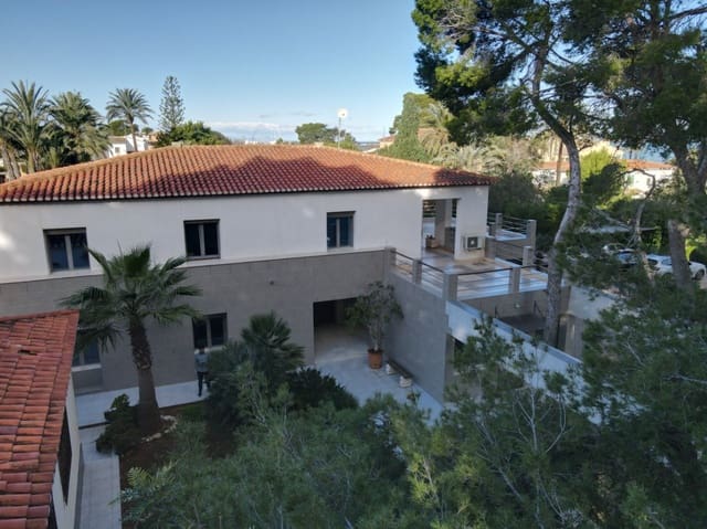 Chalet de 4 habitaciones en Dénia en venta con piscina garaje - 1.850.000 € (Ref: 9751674)