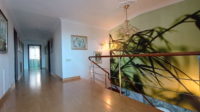 4 sypialnia Willa na sprzedaż w Dénia z basenem garażem - 1 850 000 € (Ref: 9751674)