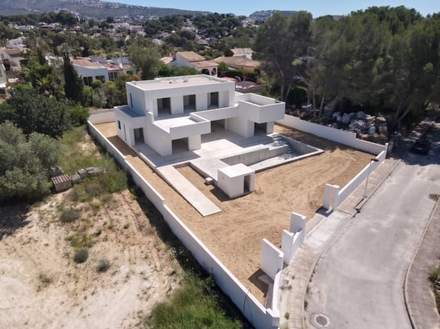 3 soveværelse Villa til salg i Moraira, Teulada-Moraira med swimmingpool garage - € 1.645.000 (Ref: 9751675)