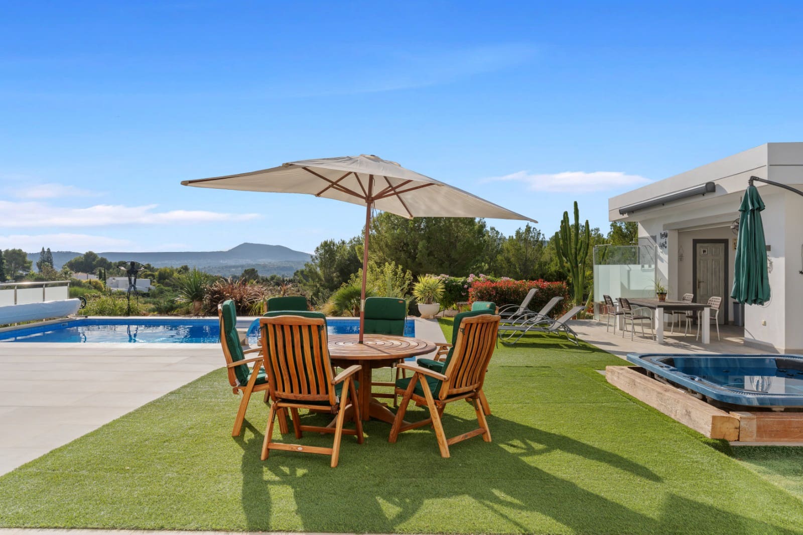 5 sovrum Villa till salu i Javea / Xabia med garage - 1 890 000 € (Ref: 9814782)