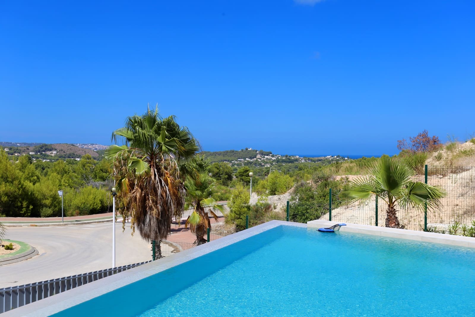 4 quarto Moradia para venda em Javea / Xabia com piscina garagem - 1 100 000 € (Ref: 9814783)
