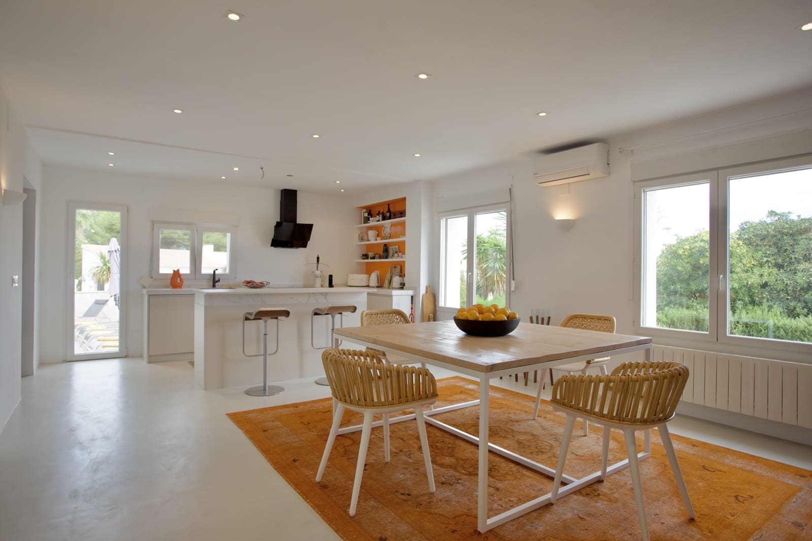 4 bedroom Villa for sale in Javea / Xabia with garage - € 995,000 (Ref: 9814785)