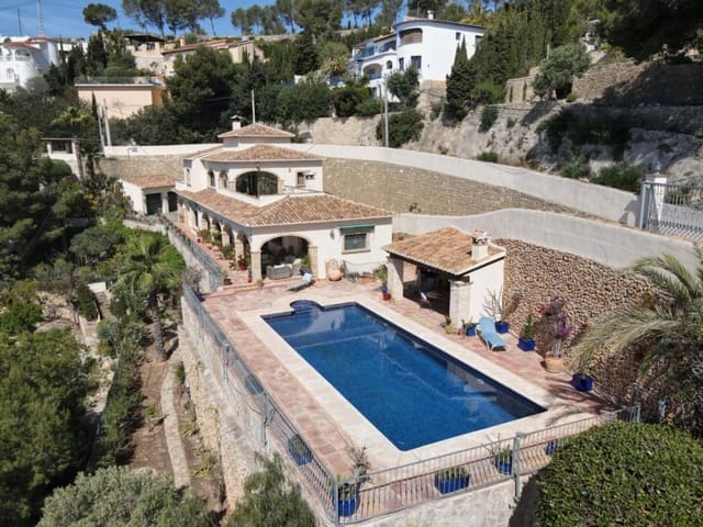 5 soverom Villa til salgs i Benissa med svømmebasseng garasje - € 1 975 000 (Ref: 9817854)