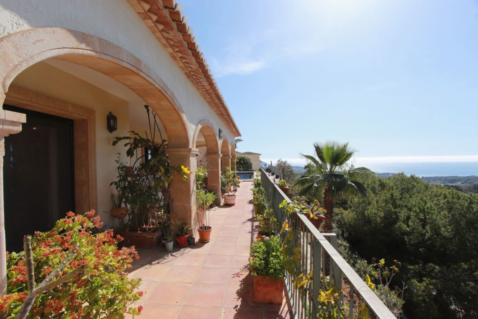 5 soverom Villa til salgs i Benissa med svømmebasseng garasje - € 1 975 000 (Ref: 9817854)