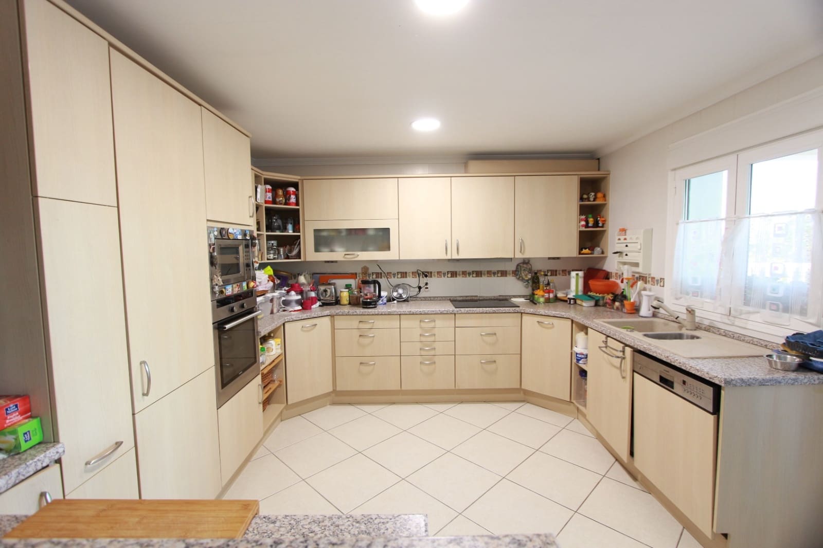 4 bedroom Villa for sale in Calpe / Calp with pool garage - € 850,000 (Ref: 9838955)