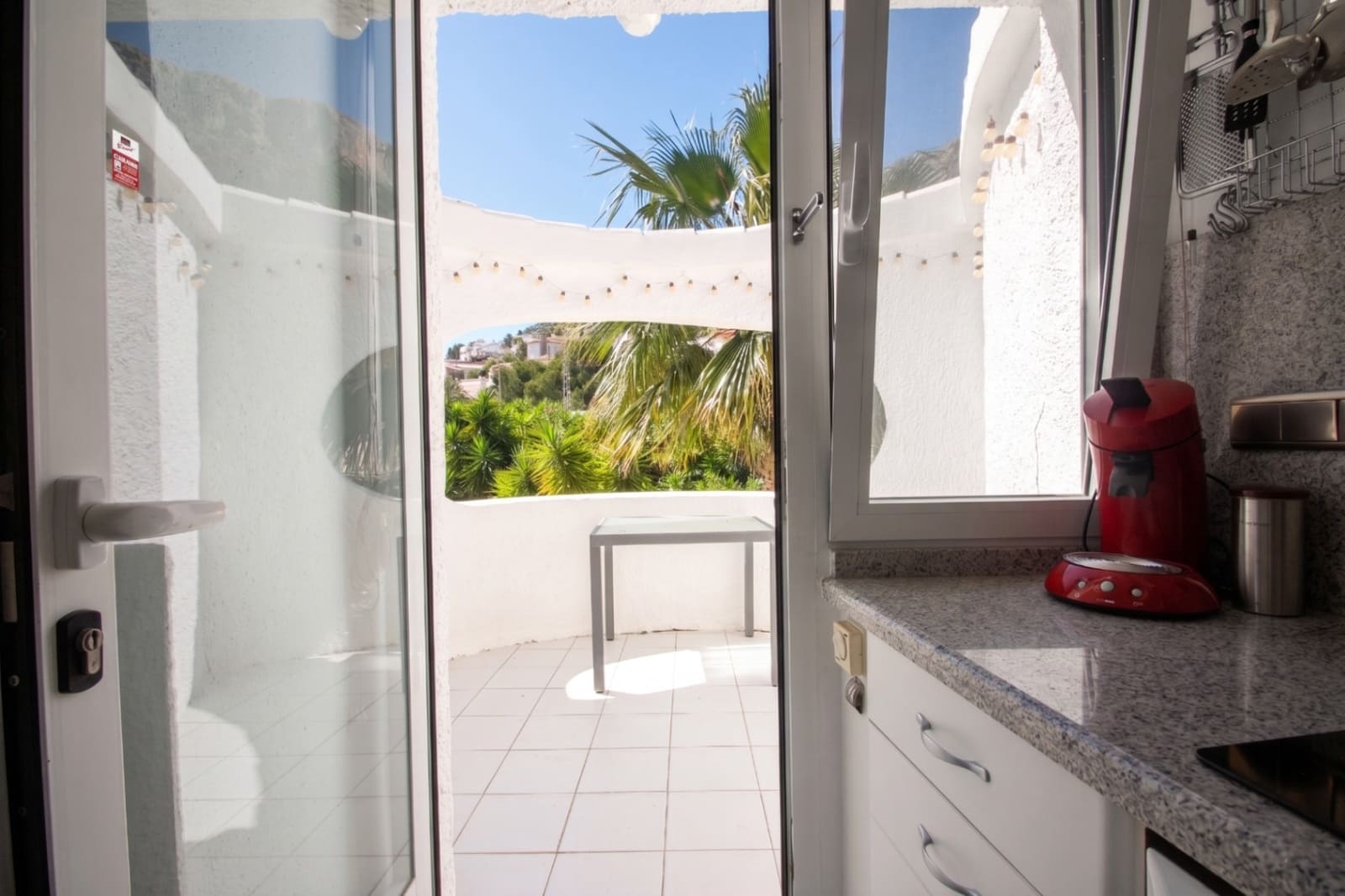 3 makuuhuone Huvila myytävänä paikassa Calpe / Calp mukana uima-altaan 
autotalli - 645 000 € (Ref: 9869905)